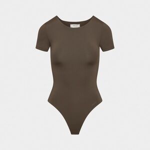 Aritzia Babaton Chocolate Brown Bodysuit